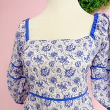 Cargar imagen en el visor de la galería, Blusa Celeste